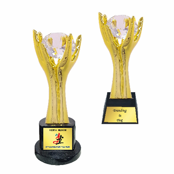 Polyresin Diamond Trophy – PL 648
