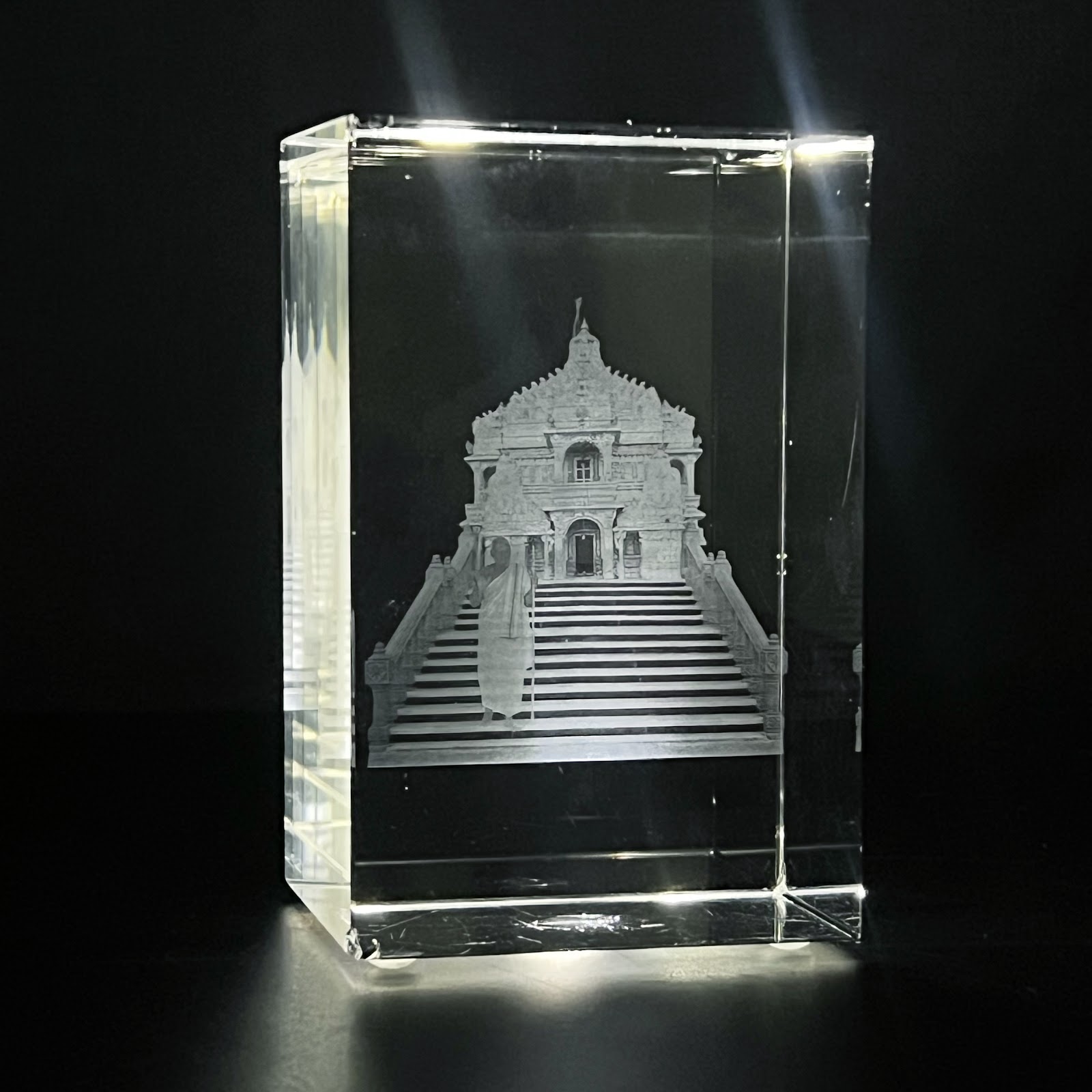 3D Engraved Crystal Cube – BL 719